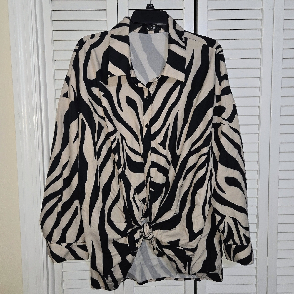 SHEIN Curve Women's 3X Zebra Print Button-Front Blouse